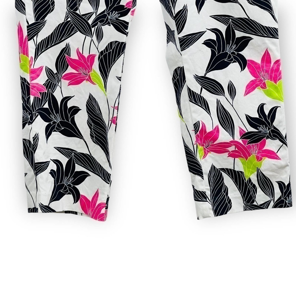 Lands End Crop Chino Pants Floral Lily Print Stretch Black White Size 10P - Picture 5 of 12